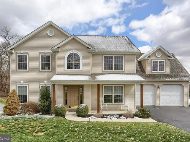 House for sale in Cumberland, Pennsylvania