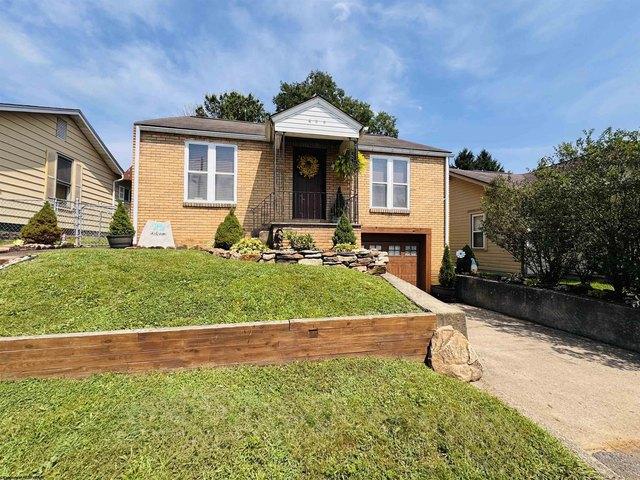 House for sale in Fairmont, West Virginia