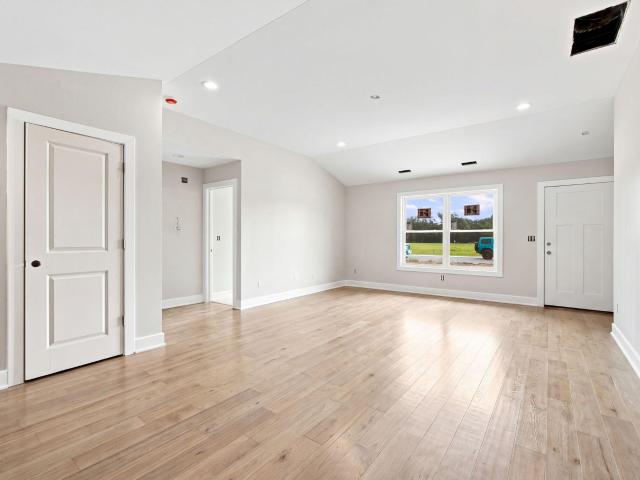 House for sale in Demotte, Indiana