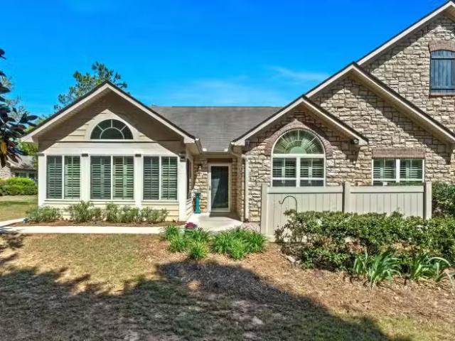 Condo for sale in Mcdonough
