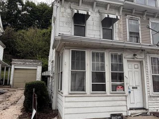 Townhouse for sale in Minersville, Pennsylvania