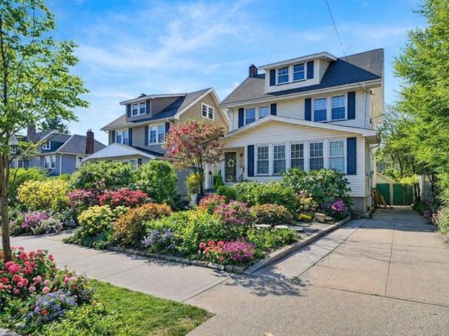 House for sale in Rutherford, New Jersey