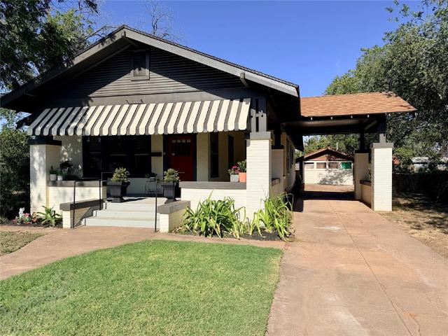 House for sale in Taylor, Texas