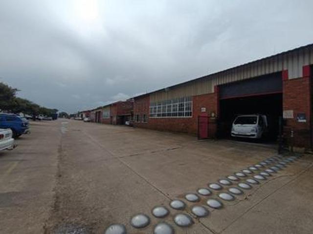 Commercial for rent in Nooitgedacht, Gauteng
