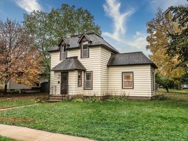 House for sale in Farmington, Dakota County
