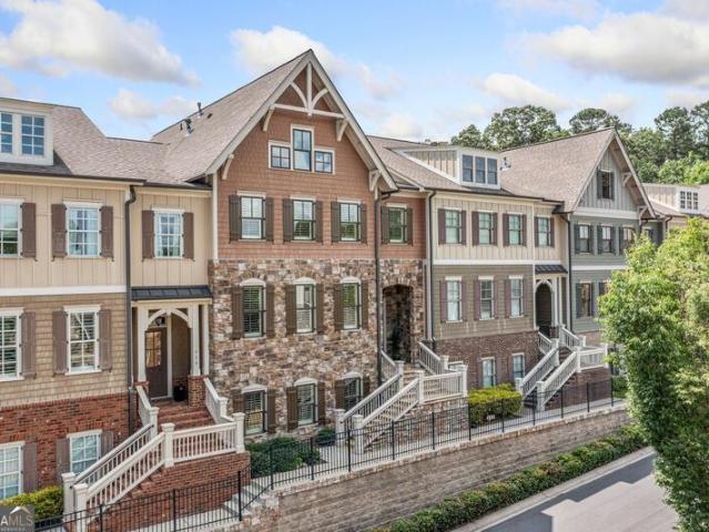 Townhouse for sale in Canton