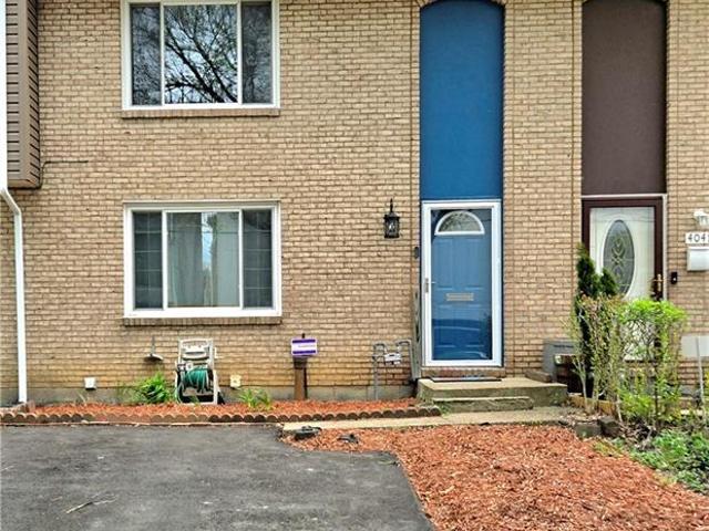 Townhouse for sale in Pittsburg, Pennsylvania