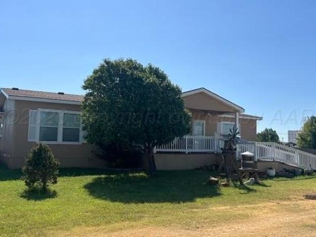 House for sale in Darrouzett, Texas