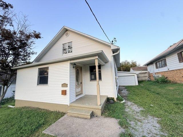 House for sale in West Frankfort, Illinois