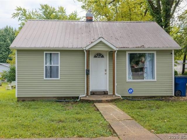 House for sale in Eldon, Missouri