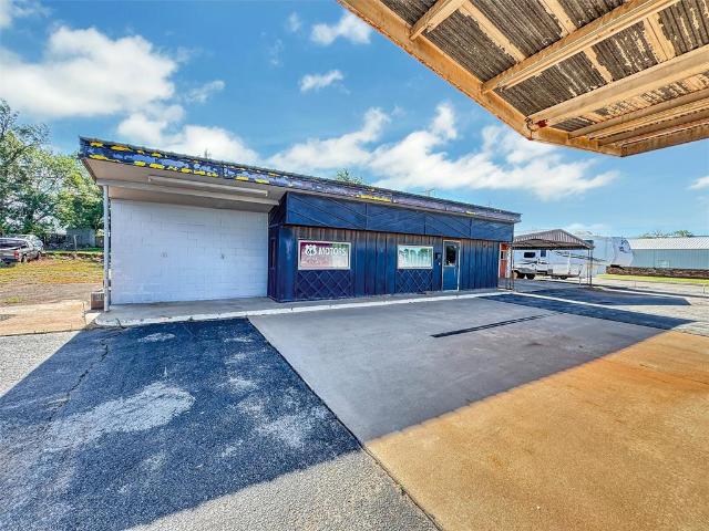 Commercial for sale in Elk City, Oklahoma