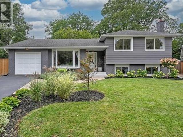 House for sale in Burlington, Ontario