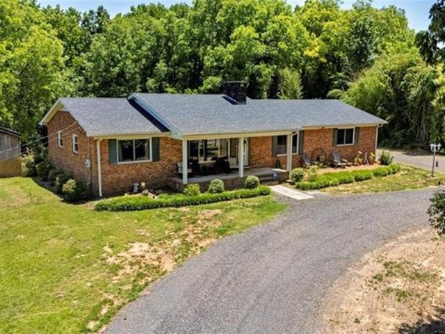 House for sale in Asheboro, North Carolina