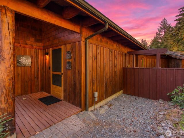 House for sale in Eastsound, Washington