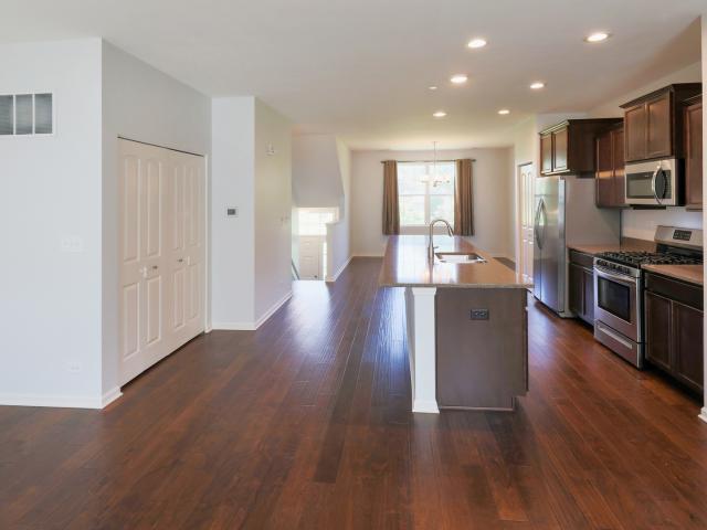 Townhouse for sale in Morton Grove, Illinois
