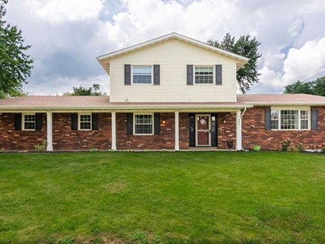 House for sale in Eldridge, Iowa