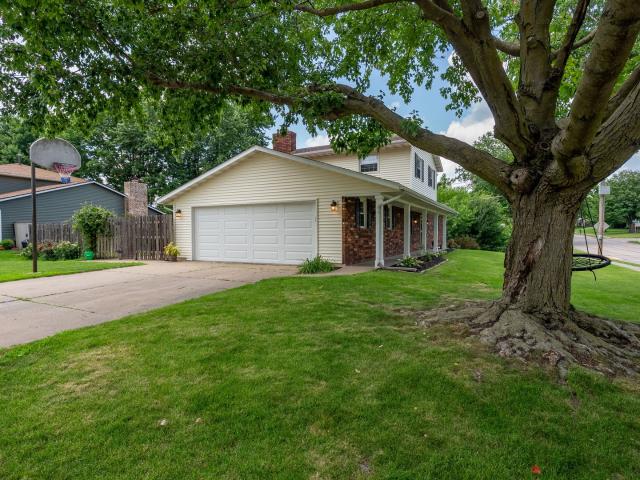 House for sale in Eldridge, Iowa
