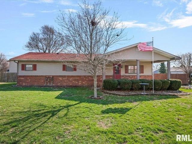 House for sale in New Berlin, Illinois