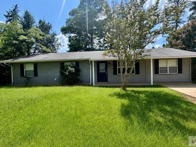 House for sale in Atlanta, Texas