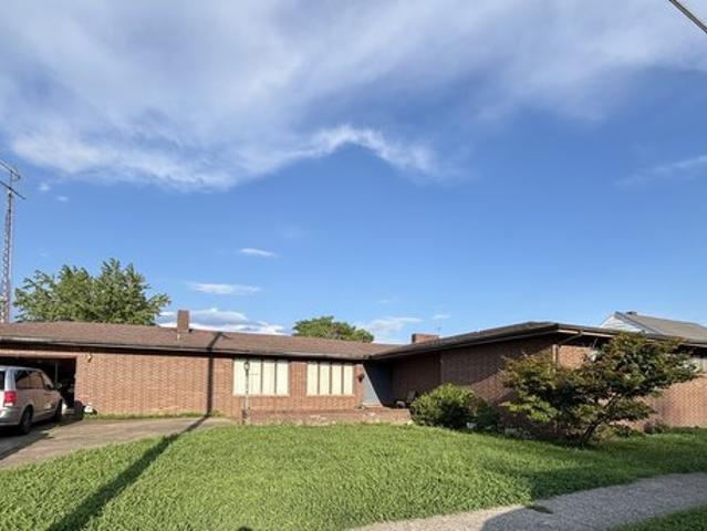House for sale in Perry, Illinois