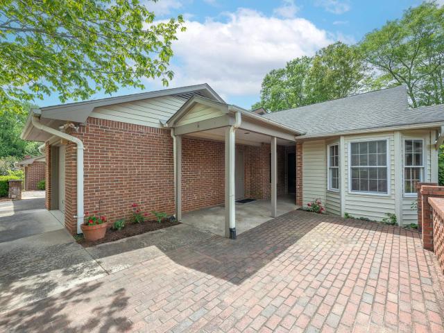 Townhouse for sale in Greenville, South Carolina