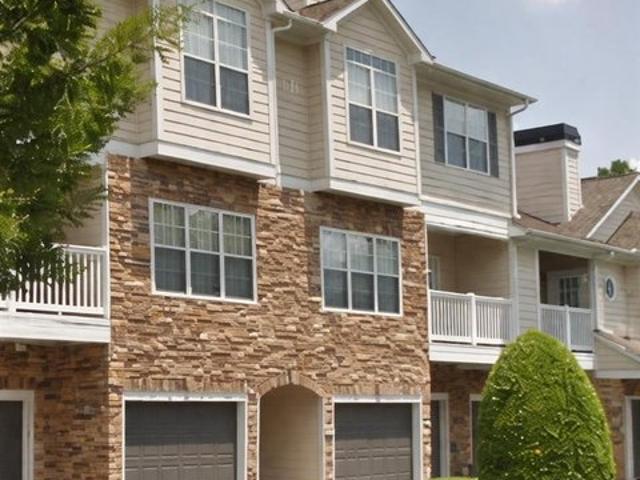 Condo for sale in Woodstock, Georgia