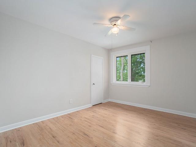 Apartment for rent in Mulhurst Bay, Ontario