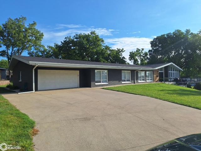 House for sale in Carroll, Iowa