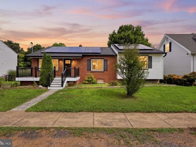 House for sale in Kearneysville, West Virginia