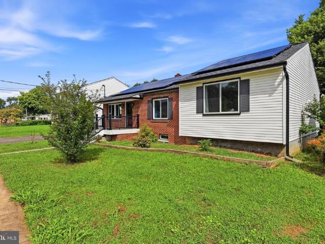 House for sale in Kearneysville, West Virginia