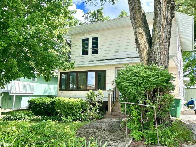 House for sale in Fairfield, Iowa