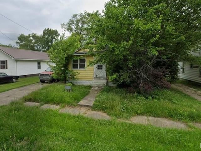 House for sale in Pana, Illinois