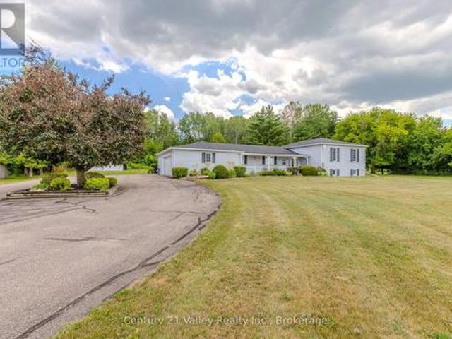 House for sale in Renfrew, Ontario