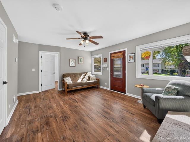 House for sale in Island Lake, Lake County