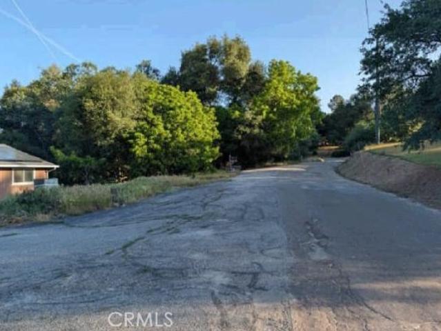 House for sale in Oakhurst, California