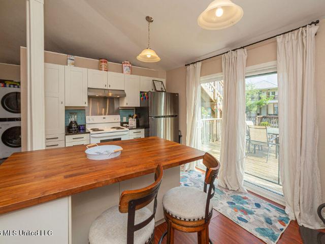 House for sale in Bay Saint Louis, Mississippi