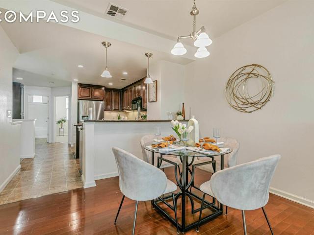 Townhouse for sale in Fremont