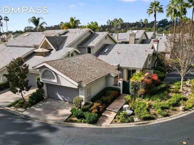 Townhouse for sale in Rancho Santa Fe