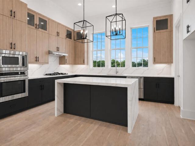Townhouse for sale in Addison Grove, Addison