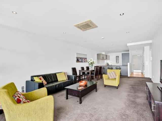 Apartment for sale in Pandora, Hawkes Bay