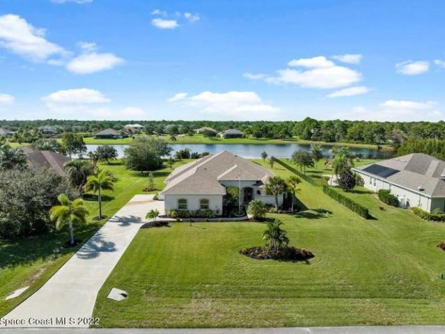 House for sale in Grant, Florida