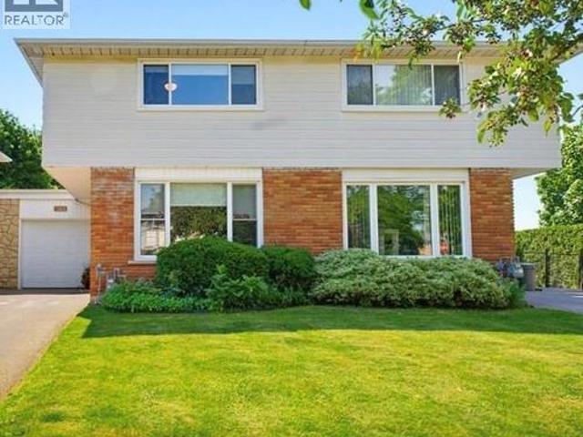 House for sale in Burlington, Ontario