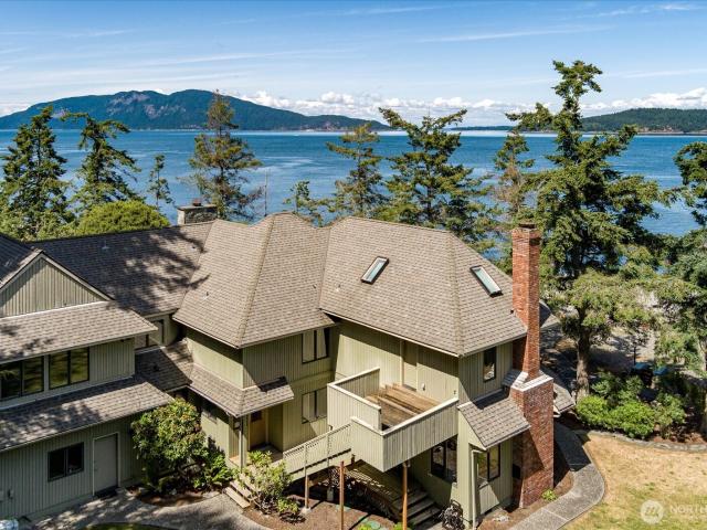 House for sale in Anacortes