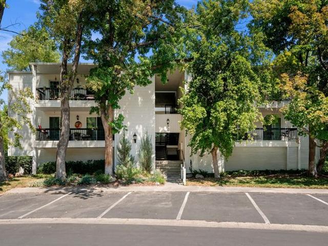 Condo for sale in Millcreek, Utah