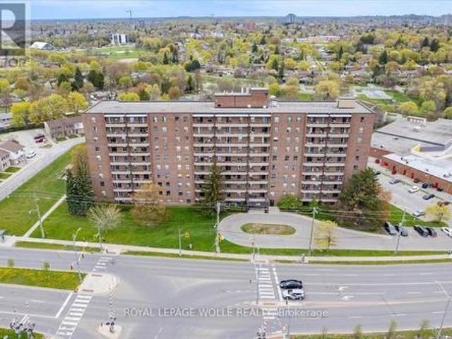 Condo for sale in Kitchener, Ontario