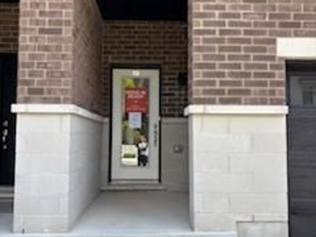 Townhouse for sale in Woburn, Ontario