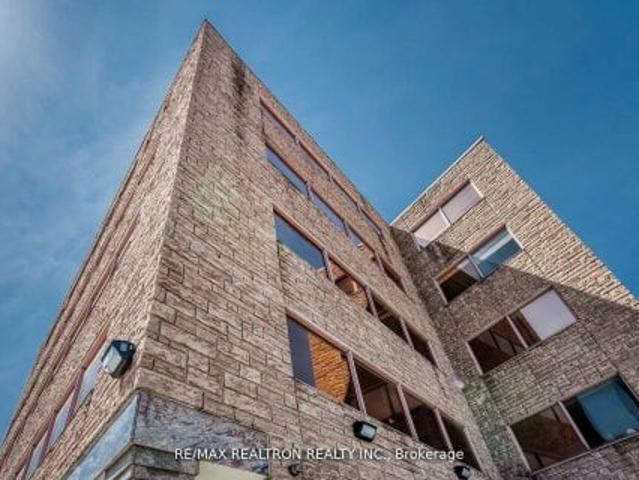 Office for rent in Woburn, Ontario