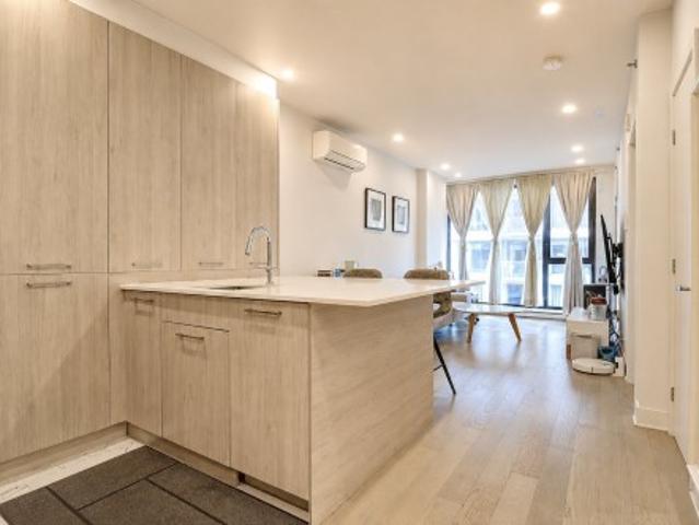 Condo for sale in Ville-Marie, Montréal