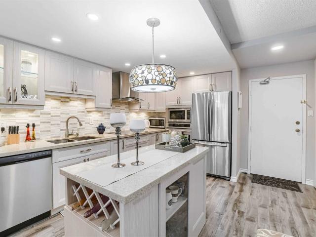 Condo for sale in Georgina, Ontario