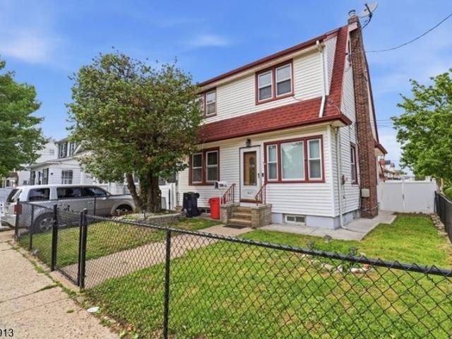 House for sale in Newark, New Jersey